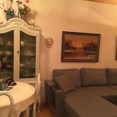3 Bedroom Appartamento *